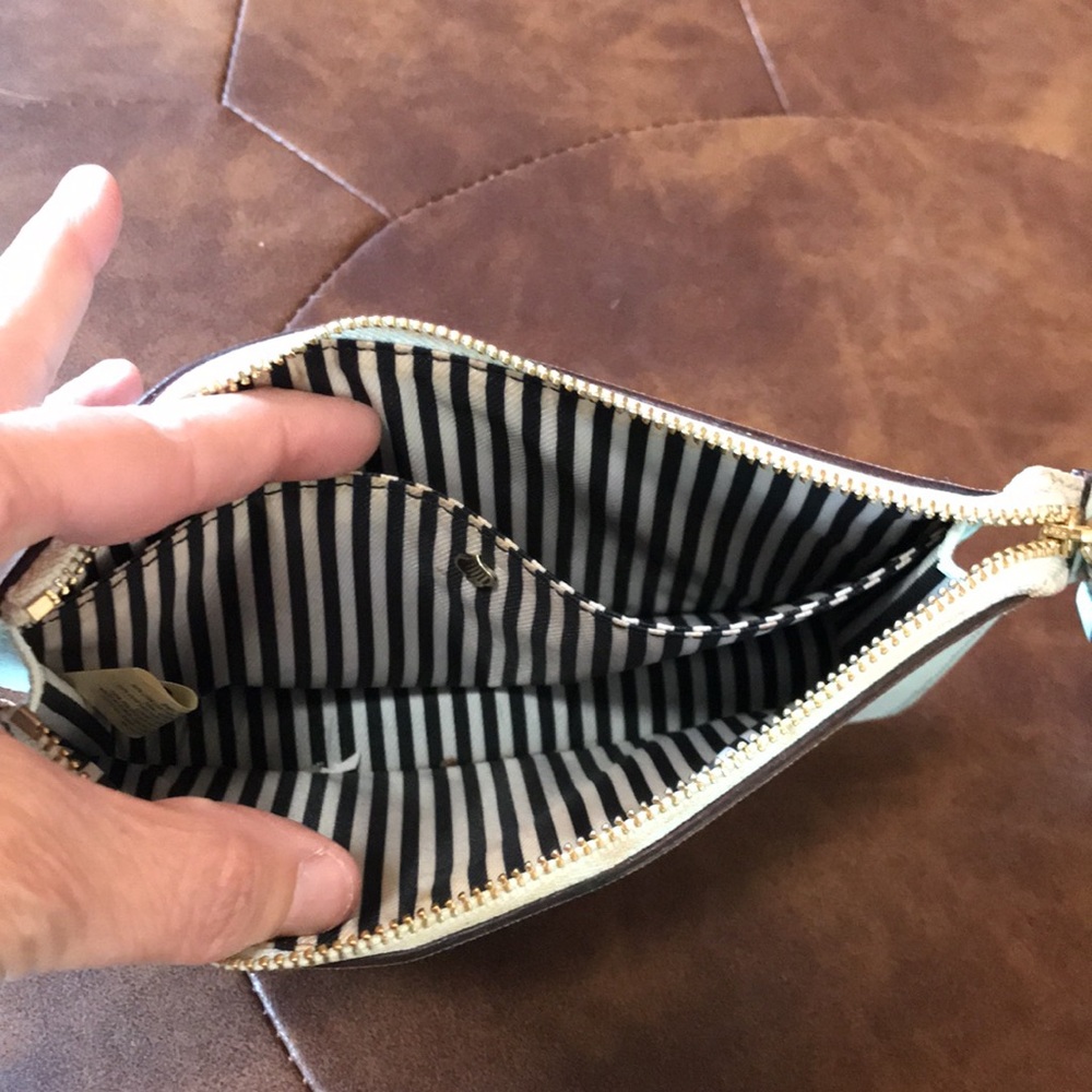 Kate Spade Cameron Medium Wrislet - Picture 8 of 13